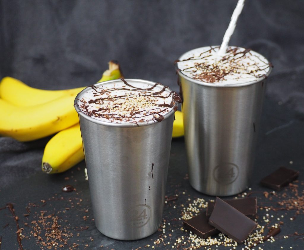 Bananen-Schoko-Kokos Shake